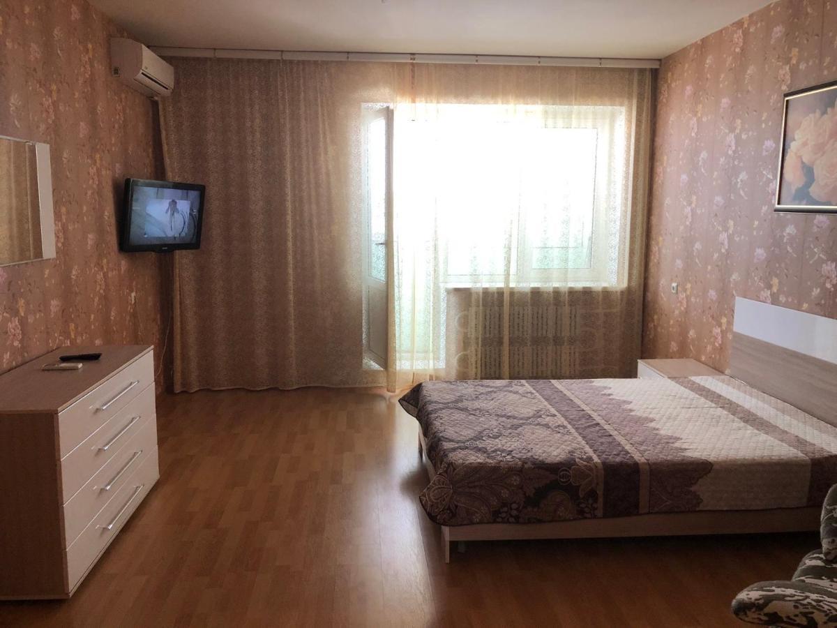 Room-Club Apartment On Shorsa ベルゴロド エクステリア 写真